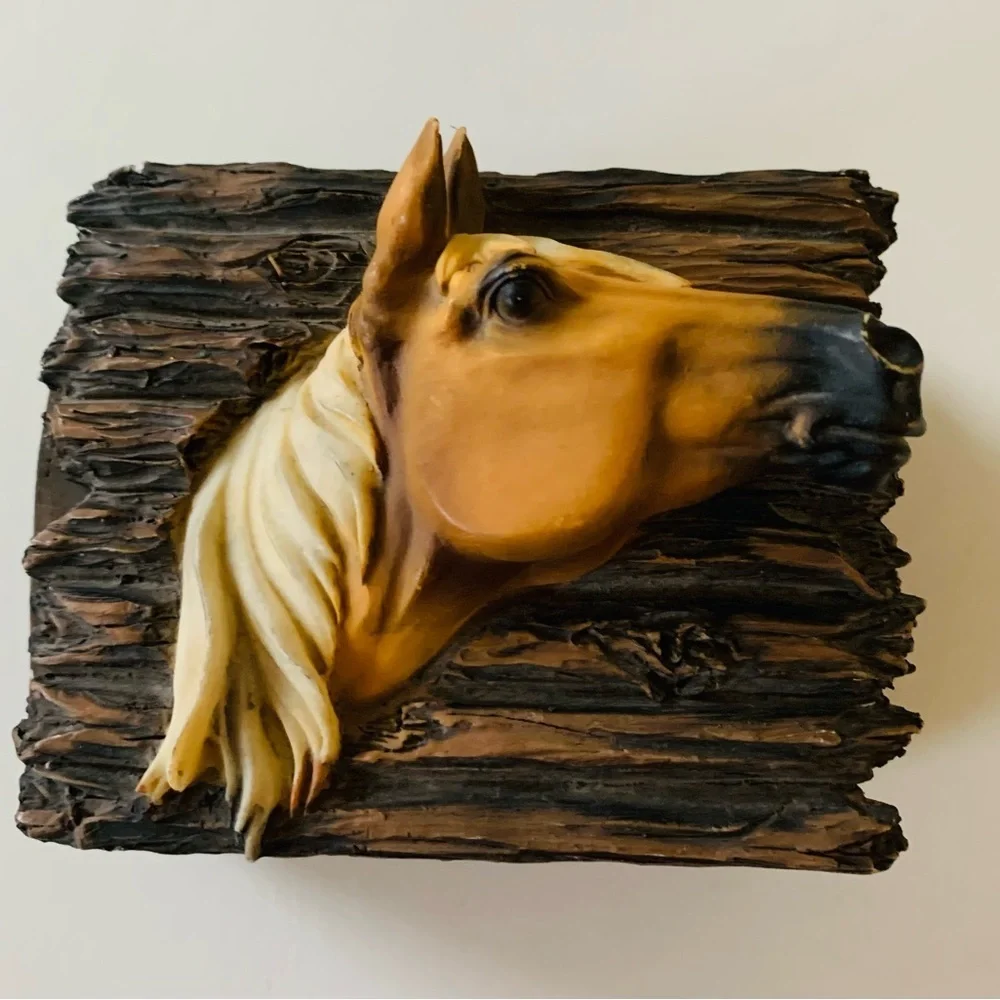 Trinket box